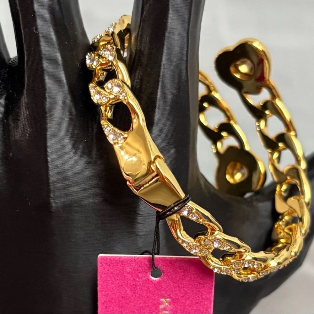 New KURT GEIGER LONDON
Rainbow Crystal Heart  Chain Bypass Bangle Bracelet - Picture 6 of 13